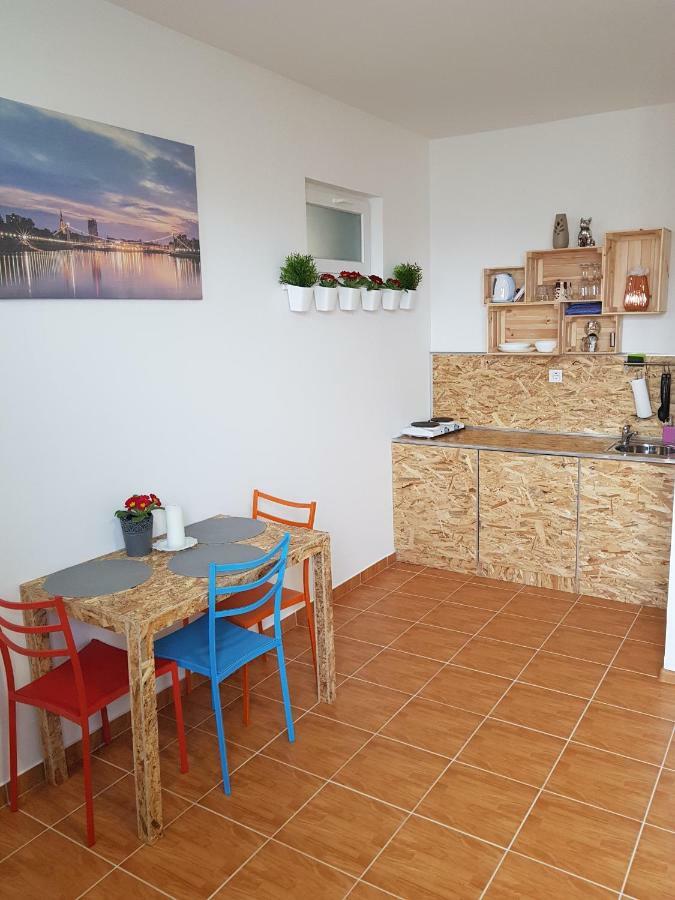 Apartman Lena Osijek Exterior photo